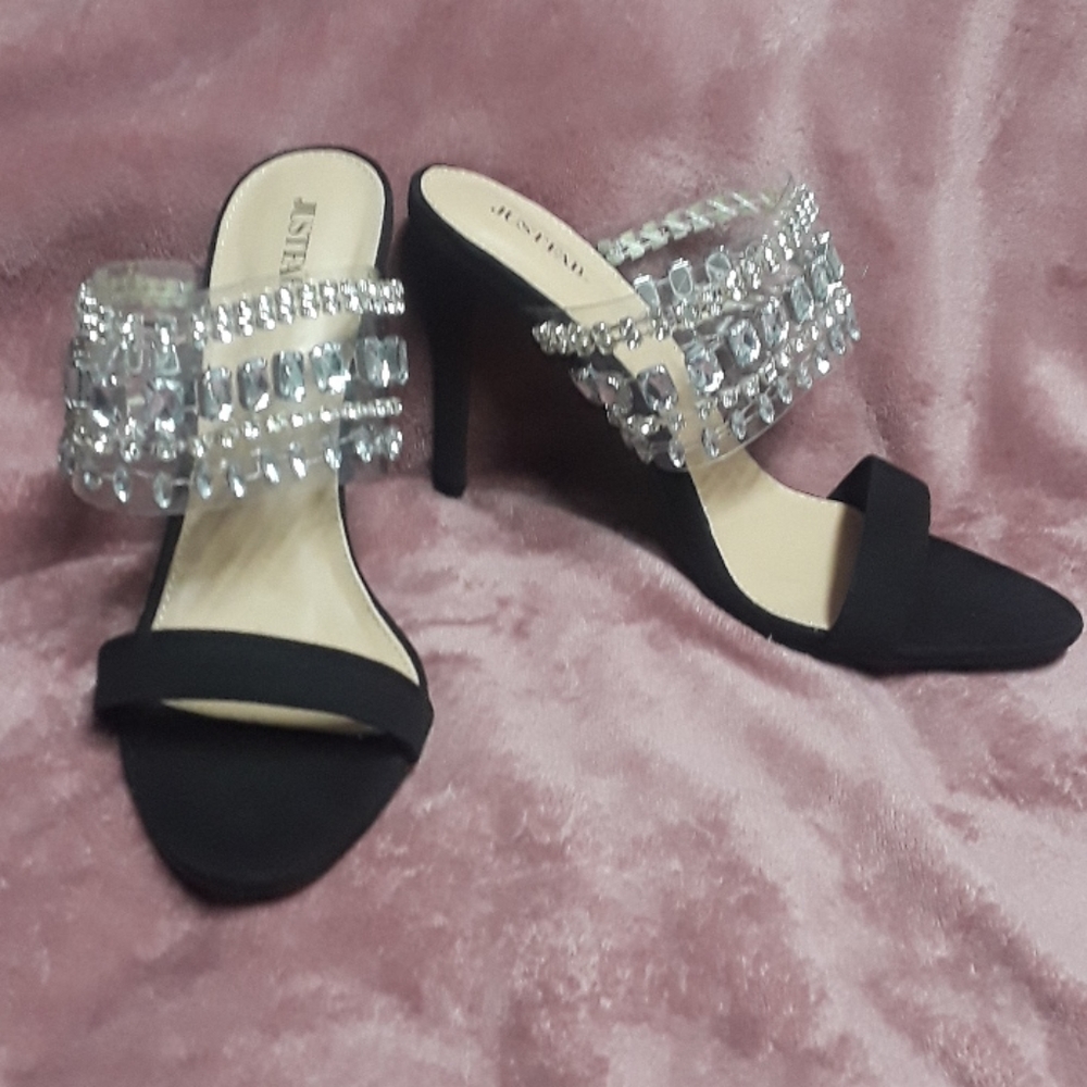 Fancy heels - Picture 8 of 8